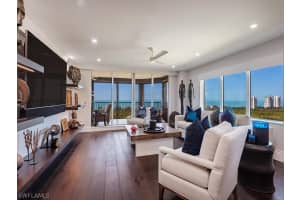 7425 Pelican Bay Blvd 1706, Naples