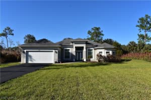 3841 4th Ave Ne, Naples