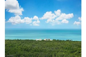 7225 Pelican Bay Blvd 2102, Naples