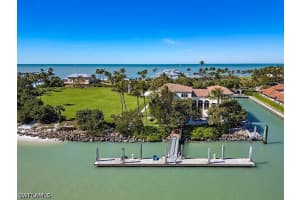 230 & 240 Bay Rd, Naples 230 & 240 Bay Rd, Naples