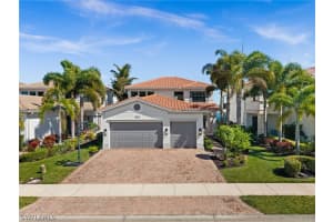 3312 Pacific Dr, Naples