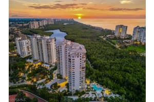 8930 Bay Colony Dr 703, Naples