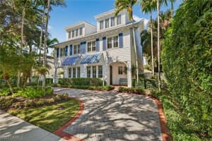 477 3rd Ave S 2, Naples