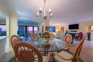 4401 Gulf Shore Blvd N C905, Naples