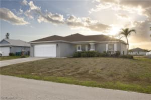 2212 Ne 5th Ave, Cape Coral 2212 Ne 5th Ave, Cape Coral
