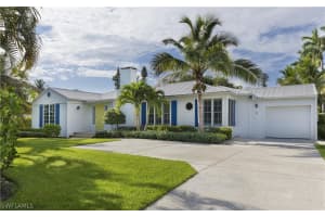 92 10th Ave S, Naples