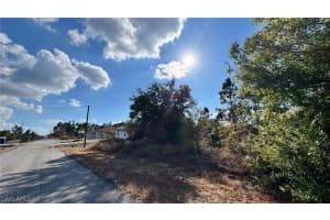 1915 Irving Ave, Lehigh Acres