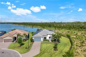 19600 Waterman Ct, Fort Myers