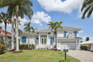 451 Oak Ave, Naples