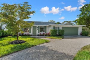 1220 10th Ave N, Naples