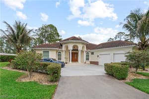 2480 16th St Ne, Naples