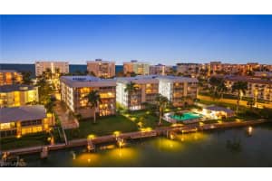 2880 Gulf Shore Blvd N 410, Naples