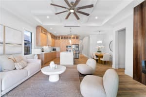 653 107th Ave N, Naples