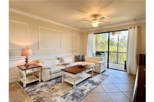 9834 Giaveno Cir 1724, Naples 9834 Giaveno Cir 1724, Naples