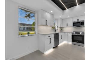 4941 Aztec Cir, Naples