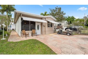 186 Panther Pass Cir 186, Naples