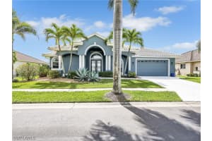 13621 China Berry Way, Fort Myers