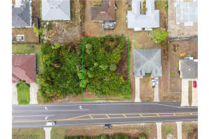 4826 Leonard Blvd S, Lehigh Acres