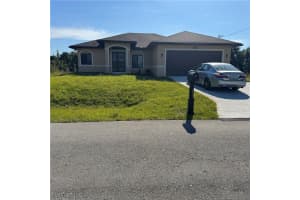 2805 24th St W, Lehigh Acres