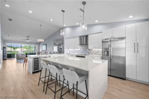 9035 Michael Cir 304, Naples