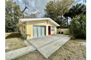 4241 Tarpon Ave 4, Bonita Springs