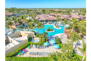 7692 Cottesmore Dr, Naples