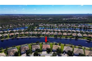 8574 Julia Ln, Naples