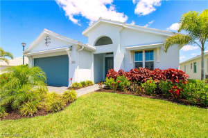 9241 Cayman Dr, Naples
