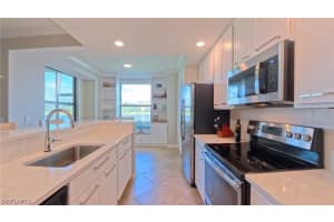 9529 Avellino Way 2813, Naples