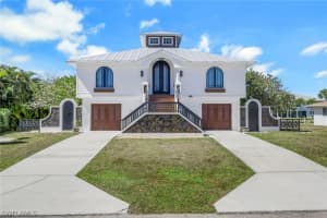 27170 Esther Dr, Bonita Springs