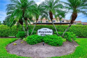 1100 9th St S E101, Naples