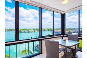 3430 Gulf Shore Blvd N 6c, Naples