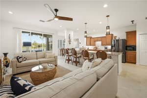 20079 Larino Loop, Estero