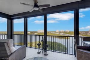 420 Cove Tower Dr 802, Naples