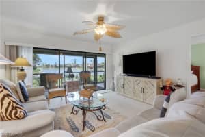 4240 Chantelle Dr B103, Naples 4240 Chantelle Dr B103, Naples