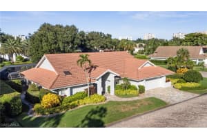 6605 Southfork, Naples