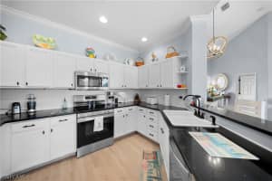 8457 Radcliffe Ter 202, Naples 8457 Radcliffe Ter 202, Naples