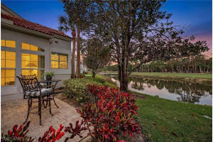 161 Amblewood Ln 4-405, Naples