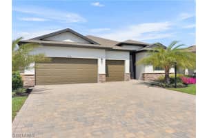 3198 Altimira Dr, Fort Myers