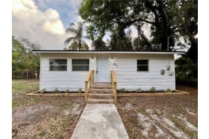 427 Capitol St, North Fort Myers