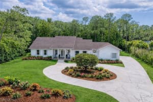 5790 Standing Oaks Ln, Naples