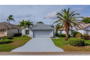 20978 Country Barn Dr, Estero
