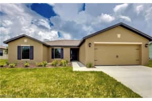 1206 Sw Trafalgar Pkwy, Cape Coral