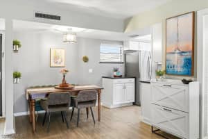 12491 Mcgregor Blvd 7, Fort Myers