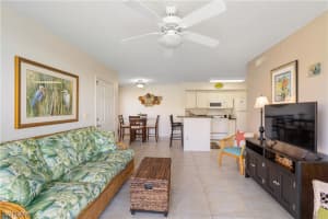 1265 Wildwood Lakes Blvd 3-108, Naples