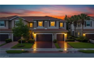 6510 Monterey Pt 204, Naples