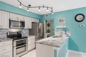 8861 Colonnades Ct W 217, Bonita Springs