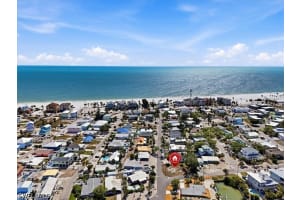 245 Madison Ct, Fort Myers Beach