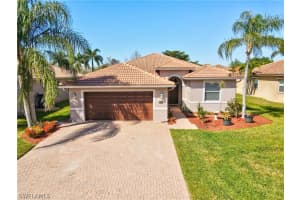 20428 Torre Del Lago St, Estero