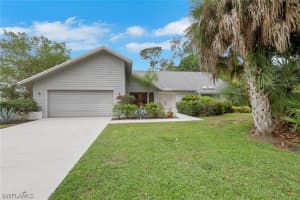 2293 Royal Ln, Naples